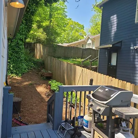 West End Modern Atlanta 3 Bedroom Bungalow Exterior photo